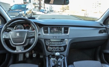 Peugeot 508 I SW 1.6 THP 156KM 2012 Peugeot 508 Bezwypadkowy Panorama 1.6 Benzyna 156KM, zdjęcie 8