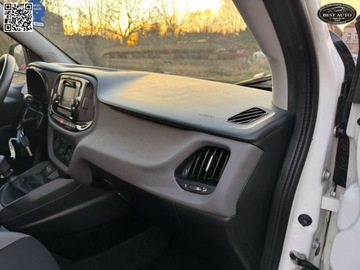 Fiat Doblo IV 1.6 MultiJet 120KM 2020 Fiat Doblo 1.6 diesel Szwajcaria - Pierwszy wlasciciel w PL - Gwarancja, zdjęcie 38