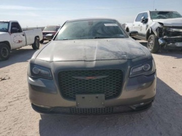 Chrysler 300C II 2021 Chrysler 300s 2021, 3.6L, po gradobiciu 3.6 Benzyna 292KM, zdjęcie 1