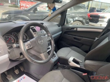 Opel Zafira B 1.9 CDTI ECOTEC 100KM 2005 Opel Zafira 1.9cdti 7 osobowa nowy pt nowe tarcze nowe opony auto do jaz, zdjęcie 27