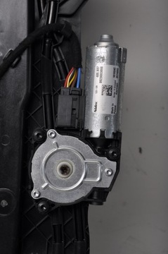 VOLVO XC40 II ЛЮК ПАНОРАМА 2018-