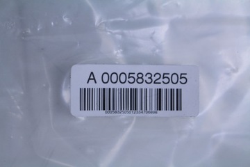 РАЗЪЕМ КАБЕЛЯ ЗАРЯДНЫЙ КАБЕЛЬ MERCEDES A0005832505