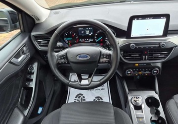 Ford Focus IV Kombi 2.0 EcoBlue 150KM 2019 Ford Focus Ford Focus 2.0 Diesel 150KM, zdjęcie 15