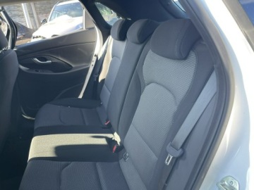 Hyundai i30 III Hatchback Facelifting 1.5 DPI 110KM 2023 Hyundai i30 Klimatyzacja Podgrzewanie Kamera, zdjęcie 16