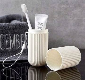 КОНТЕЙНЕР ДЛЯ ДОРОЖНЫХ ЗУБНЫХ ЩЕТОК