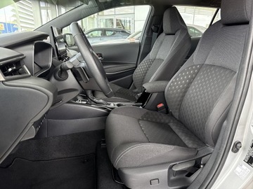 Toyota Corolla XII TS Kombi Facelifting 2.0 Hybrid Dynamic Force 196KM 2024 Toyota Corolla 2.0 Hybrid Comfort Seria E21 (2019-, zdjęcie 14