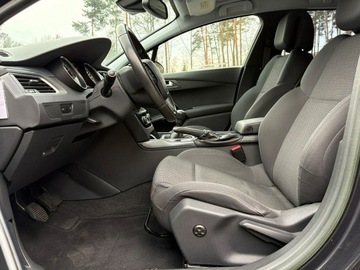 Peugeot 508 I SW 1.6 THP 156KM 2011 Peugeot 508 SW 1.6 turbo 156 KM Panorama dach Hak, zdjęcie 10