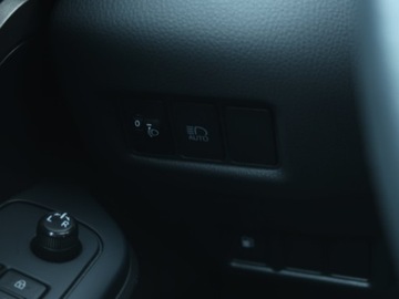 Toyota C-HR I Crossover Facelifting 1.8 Hybrid 122KM 2022 Toyota C-HR 1.8 Hybrid, Serwis ASO, Automat, zdjęcie 17