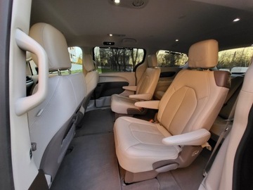 Chrysler Pacifica II 3.6 V6 291KM 2021 chrysler pacifica Touring L, Automat, Dokumentacja 7 Miejsc,2,xKlucz, zdjęcie 21