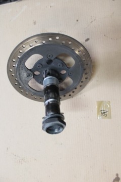 TRIUMPH 05-10 SPRINT ST 1050 PISATA KOLA TYL + TARCZA