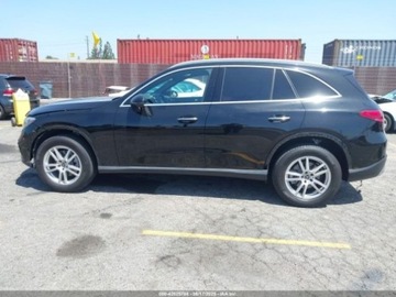 Mercedes GLC C254/X254 2023 Mercedes-Benz GLC 300 4Matic suv 2.0 Benzyna 255KM, zdjęcie 4
