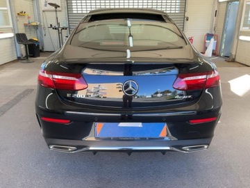 Mercedes Klasa E W213 2019 Mercedes-Benz E-Klasse E 200 4Matic AMG Line, zdjęcie 3