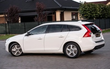 Volvo V60 I Kombi 2.0 D3 163KM 2012 Volvo V60 2.0d3 163KM Xenon Skora Navi Automat Serwis Gwarancjia 2.0, zdjęcie 9