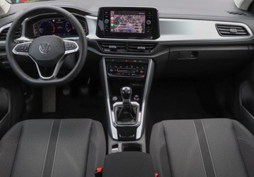 Volkswagen T-Roc I SUV Facelifting 1.5 TSI ACT 150KM 2025 Volkswagen T-Roc Climatronic, LED, pakiet zimowy, dostepny od reki 1.5, zdjęcie 12