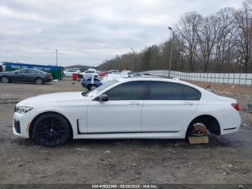 BMW 2022 BMW Seria 7 740 I 2022 3.0l 3.0 Benzyna 335KM, zdjęcie 2