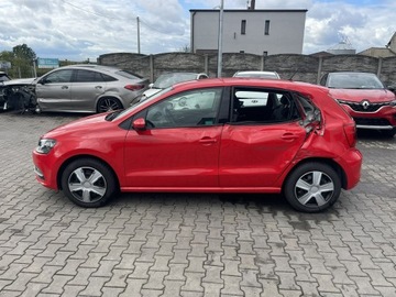 Volkswagen Polo V Hatchback 3d Facelifting 1.0 75KM 2014 Volkswagen Polo Comfortline Klimatyzacja, zdjęcie 2