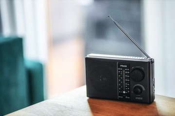 NOVEEN BLACK FM AM КУХОННОЕ РАДИО ПОРТАТИВНОЕ НА БАТАРЕЯХ / СЕТЬ