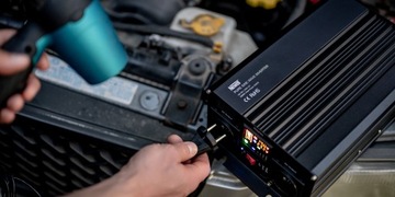 Przetwornica napięcia Newell z czystą sinusoidą - 12 V / 230 V, 1000 W