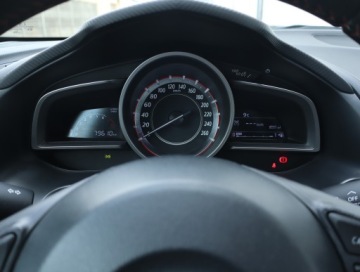 Mazda 3 III Hatchback Facelifting 2.0 SKYACTIV-G 120KM 2016 Mazda 3 2.0 Skyactiv-G, Serwis ASO, Skóra, Xenon, zdjęcie 9