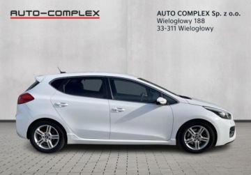 Kia Ceed II GT 5d 1.6 T-GDI 204KM 2015 Kia Ceed Kia Ceed 1.6 T-GDI GT 1.6 Benzyna 204KM, zdjęcie 5