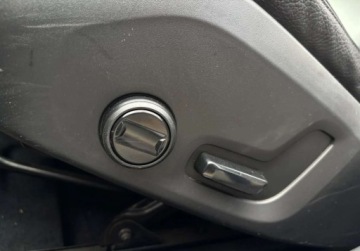 Volvo V90 II Kombi 2.0 D3 150KM 2019 Volvo V90 D3 150KM SKORY NAVIautomat GWARANCJA bezwypadkowy 2.0, zdjęcie 31