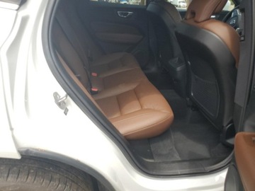 Volvo XC60 II 2023 Volvo XC 60 2023 PLUS 2.0 Benzyna 247KM, zdjęcie 8