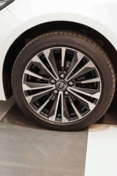 Toyota Corolla XII TS Kombi Facelifting 1.8 Hybrid 140KM 2023 Toyota Corolla 1.8 Hybrid Style 1.8 Hybryda 140KM, zdjęcie 26