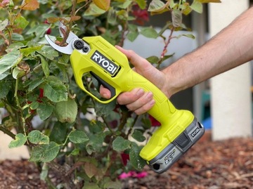 РУЧНЫЕ БЕСПРОВОДНЫЕ НОЖНИЦЫ RYOBI 18V RY18SCA-0