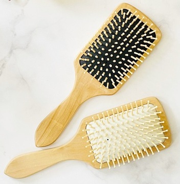 DREWNIANA SZCZOTKA DO WŁOSÓW NATURALNA DUŻA