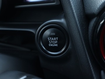 Mazda CX-3 Crossover 2.0 SKY-G 120KM 2016 Mazda CX-3 2.0 Skyactiv-G, Salon Polska, zdjęcie 17