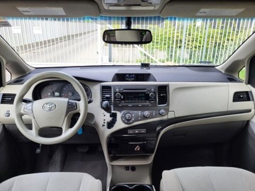 Toyota Sienna III 3.5 V6 266KM 2011 TOYOTA SIENNA 3.5 V6 266KM, Automat, 1 właściciel od 12 lat,7 Miejsc, zdjęcie 10
