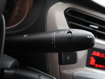 Citroen C-Elysee II Sedan Facelifting 1.2 PureTech 82KM 2019 Citroen C-Elysee 1.2 PureTech, Salon Polska, zdjęcie 17