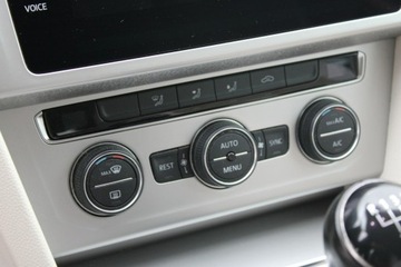 Volkswagen Passat B8 Variant 2.0 TDI BlueMotion SCR 150KM 2017 Volkswagen Passat Salon Polska I właściciel, zdjęcie 22