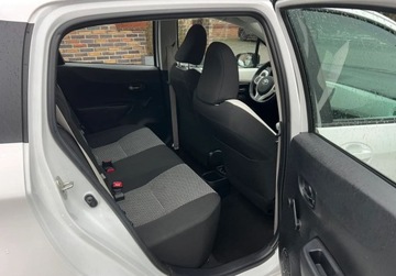 Toyota Yaris III Hatchback 5d Facelifting 1.0 VVT-i 69KM 2014 Toyota Yaris 1.0 Benzyna Kamera Klimatyzacja El. lusterka Benzyna 69KM, zdjęcie 11
