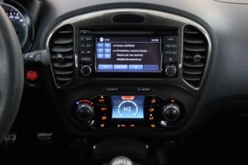 Nissan Juke I Nismo RS 1.6L turbo DIG-T 218KM 2016 Nissan Juke 1.6 DIG-T Nismo RS, Salon Polska, zdjęcie 12