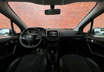 Peugeot 208 I Hatchback 3d 1.2 VTI 82KM 2013 Peugeot 208 Czujniki Kamera niski przebieg Gwarancja w cenie WarszawaVLAV, zdjęcie 4