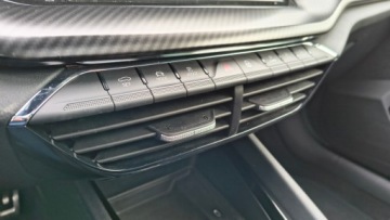 Skoda Octavia IV RS Kombi 2.0 TDI SCR 200KM 2022 Skoda Octavia Combi RS 2.0TDI 200KM Hak Panorama M, zdjęcie 33