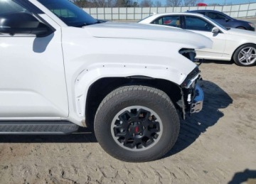Toyota 2025 Toyota 4-Runner TDR Off Road Premium, od ubezpieczalni 2.4 Benzyna 278KM, zdjęcie 2