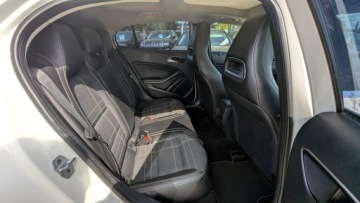 Mercedes GLA I Off-roader 2.1 200 CDI 136KM 2014 Mercedes GLA 200 136PS OPŁACONY Bezwypadkowy GW, zdjęcie 17