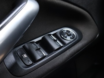 Ford Mondeo IV Hatchback 2.0 Duratec 145KM 2009 Ford Mondeo 2.0 16V, Klima, Klimatronic, El. szyby, zdjęcie 15