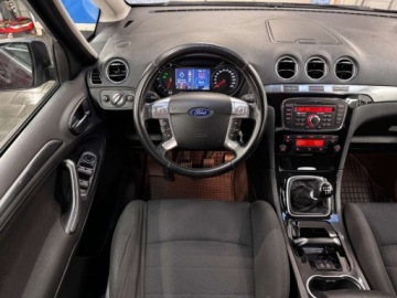 Ford S-Max I Van Facelifting 2.0 Duratorq TDCi DPF 140KM 2011 Ford S-Max TITANIUM 2.0 duze rodzinne bezpieczne ekonomiczne auto w dieslu, zdjęcie 25