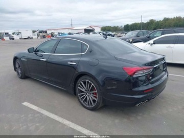 Maserati Quattroporte II 2022 Maserati Quattroporte Modena Q4 2022 3.0l 3.0 Benzyna 424KM, zdjęcie 3