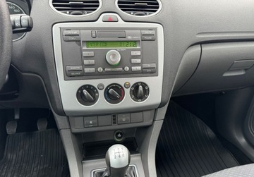 Ford Focus I Sedan 1.6 16V 100KM 2005 Ford Focus Niski przebieg, oryginal, bezwypadkowy, bez korozji. 1.6 100KM, zdjęcie 22