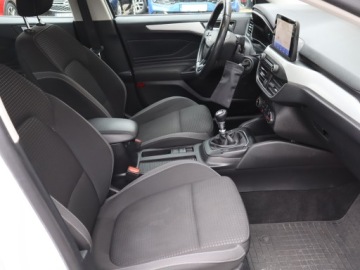 Ford Focus IV Kombi 1.0 EcoBoost 125KM 2020 Ford Focus 1.0 EcoBoost, Salon Polska, Serwis ASO, zdjęcie 8