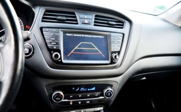 Hyundai i20 I Hatchback 5d Facelifting 1.4 CVVT 100KM 2015 Hyundai i20 Maxx Opcja , skory , Led, Nawi 1.4 Benzyna 100KM, zdjęcie 26