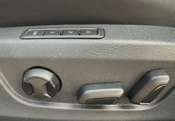 Skoda Superb III Kombi Facelifting 2.0 TSI 190KM 2023 Skoda Superb Combi 2.0 TSI 190 KM 7DSGStyle 2.0 Benzyna 190KM, zdjęcie 30