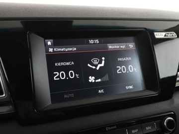 Kia Niro I Crossover 1.6 GDi Hybrid 141KM 2019 Kia Niro HEV półskóra navi kamera ACC LED, zdjęcie 26