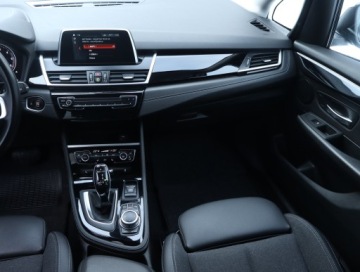 BMW Seria 2 F22-F23-F45-F46 Coupe Facelifting 218d 150KM 2020 BMW 2 Gran Tourer 218d Gran Tourer, Automat, zdjęcie 7