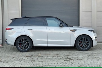 Land Rover Range Rover Sport III SUV Plug-In 3.0 460e 460KM 2024 Land Rover Range Rover Sport P460e Dynamic HSE Suv 3.0 (460KM) 2024, zdjęcie 1