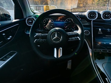 Mercedes GLC C254/X254 Coupe 2.0 300 258KM 2025 MERCEDES-BENZ GLC 300 4-Matic AMG Line 2.0 (258KM) 2025, zdjęcie 21